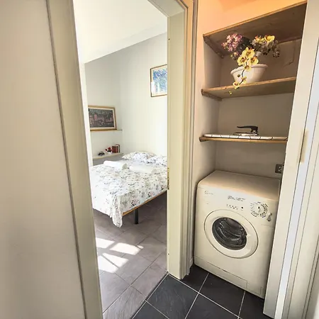 Viale Volta Authentic Appartement *