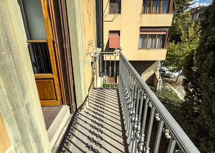 Viale Volta Authentic