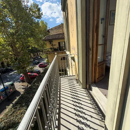 Viale Volta Authentic Daire